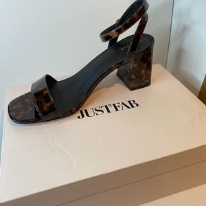 JustFab patent tortoise block heel
